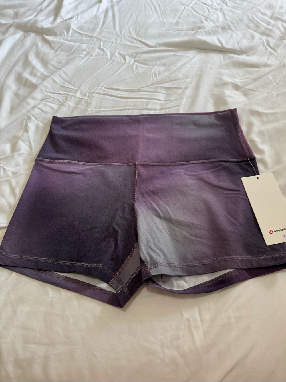 lululemon aligned High Rise short 4” - Aurora Haze Purple Multi
